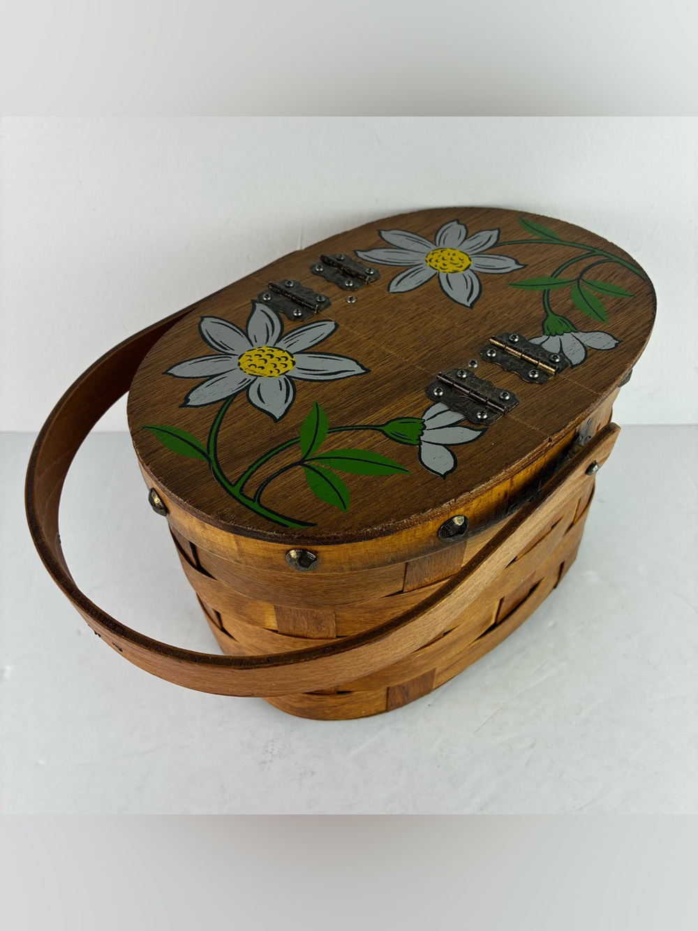 Garay Made in Japan Vintage 70’s  Mini Picnic Basket Wooden Purse Hand Painted